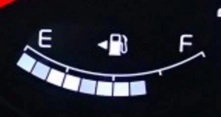 fuel door indicator arrow on the dash