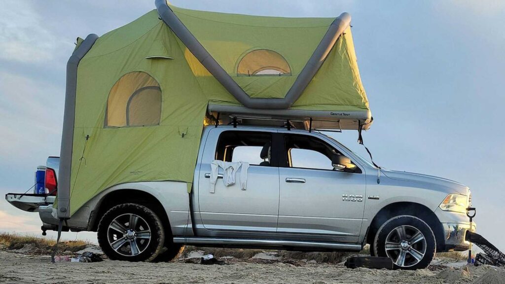 Inflatable-roof-top-tent